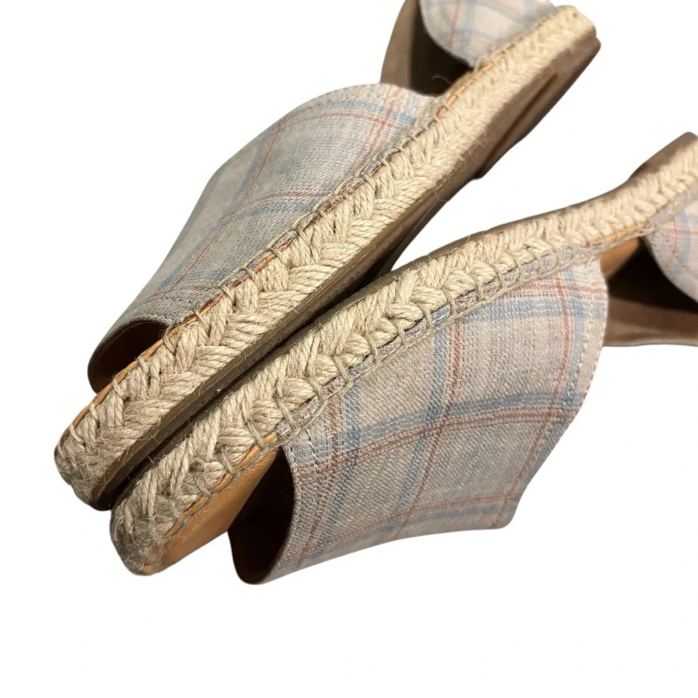 BORN Women's Espadrille Plaid Seak Sandal 10